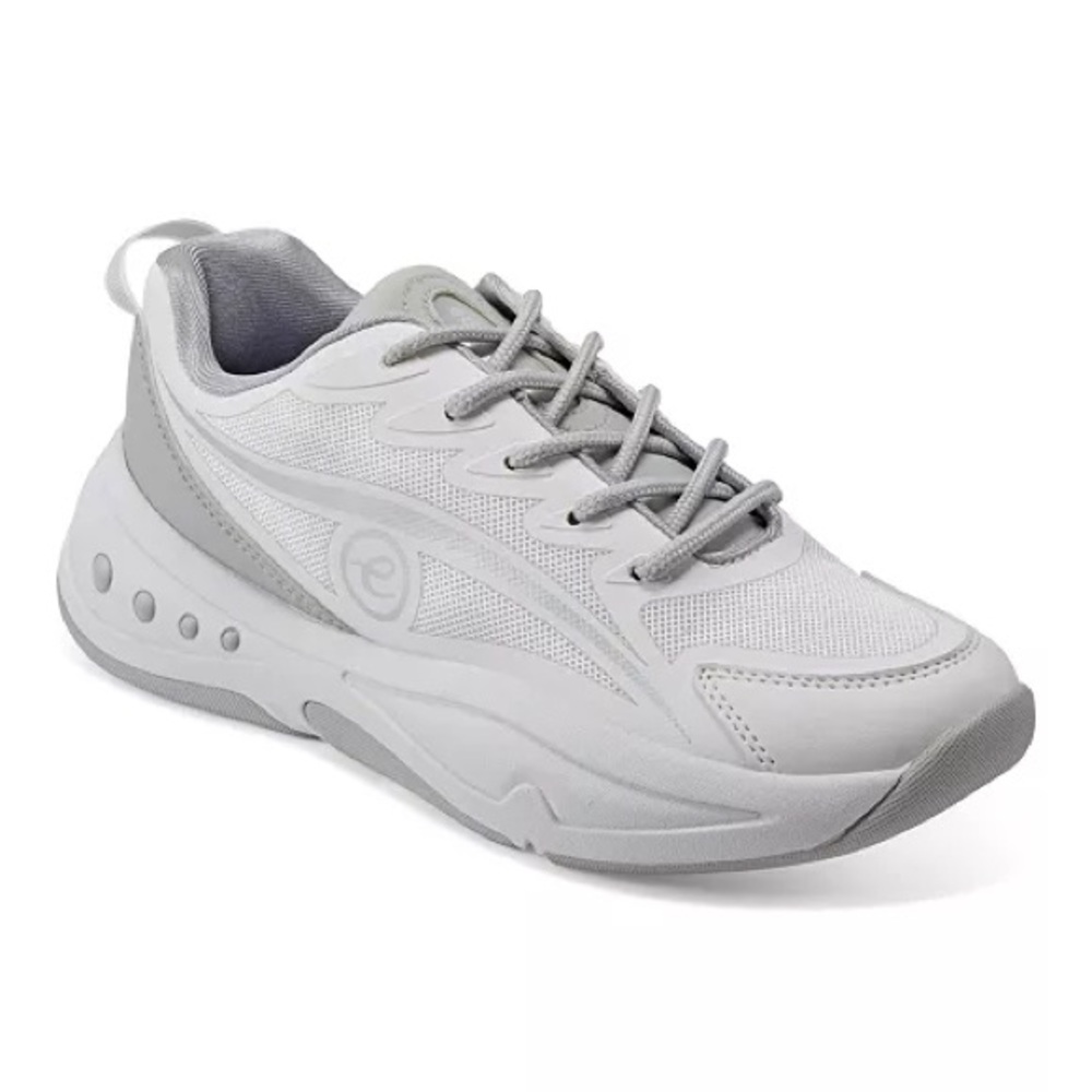 Easy Spirit Size 11m Pacer Round Toe lace Up Platform Sneakers White